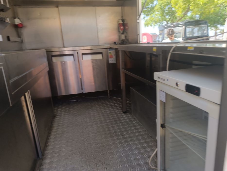 Citroen Hy para Street food ou publicidade