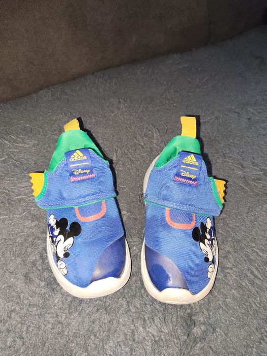 Buty adidas dziecięce