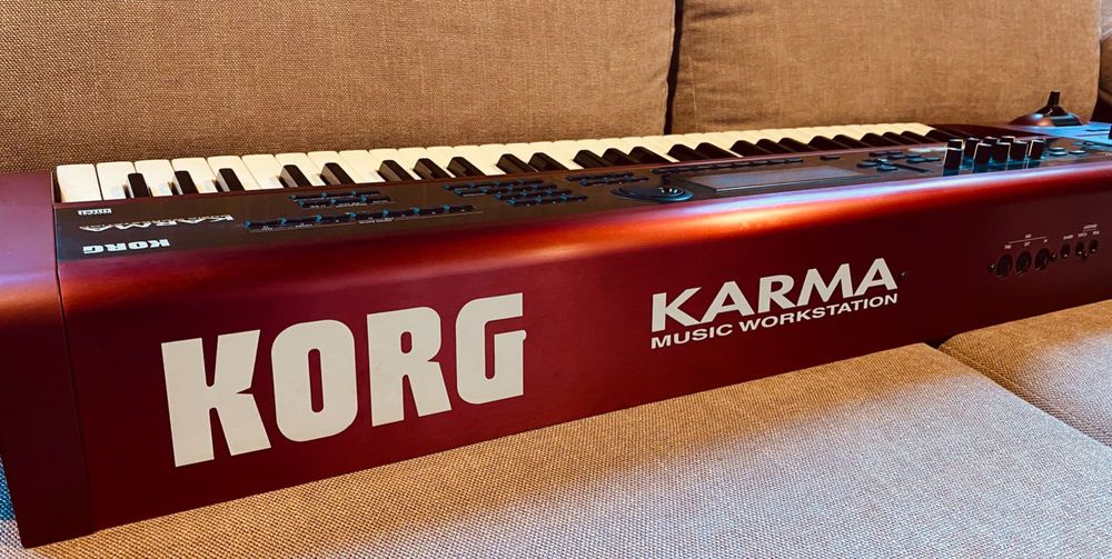 Sintetizador Korg KARMA + Placas de Expansão EXB-PCM05 e EXB-PCM09