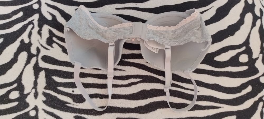 Szary Stanik biustonosz w kolorze szarym marki H&M