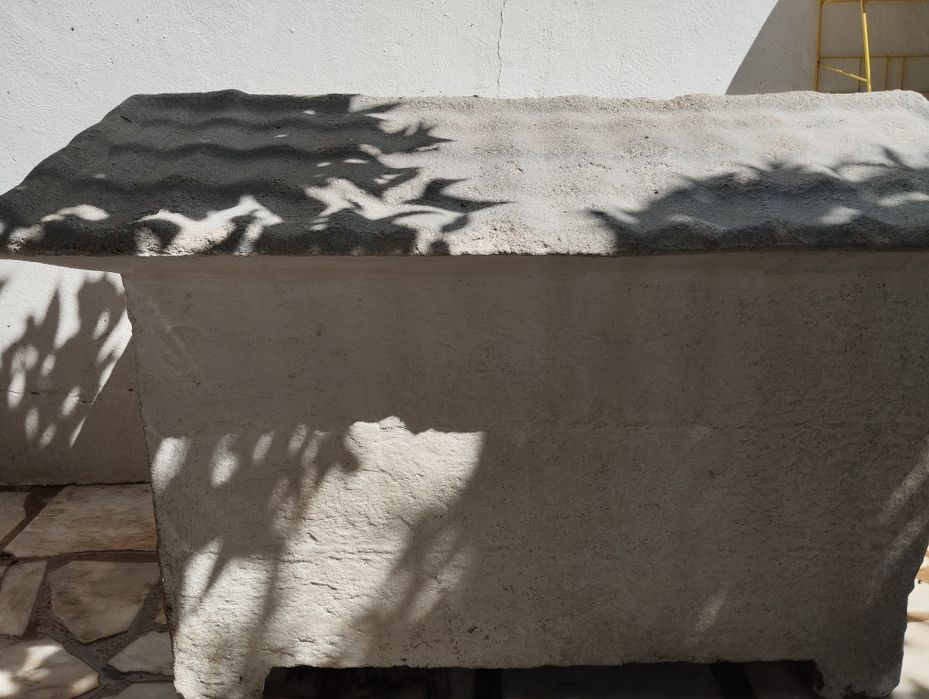 Casa para cão médio em cimento