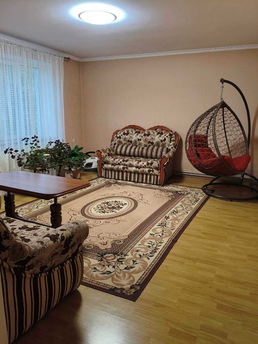 Будинок в передмісті поруч із Житомиром для родини або військових