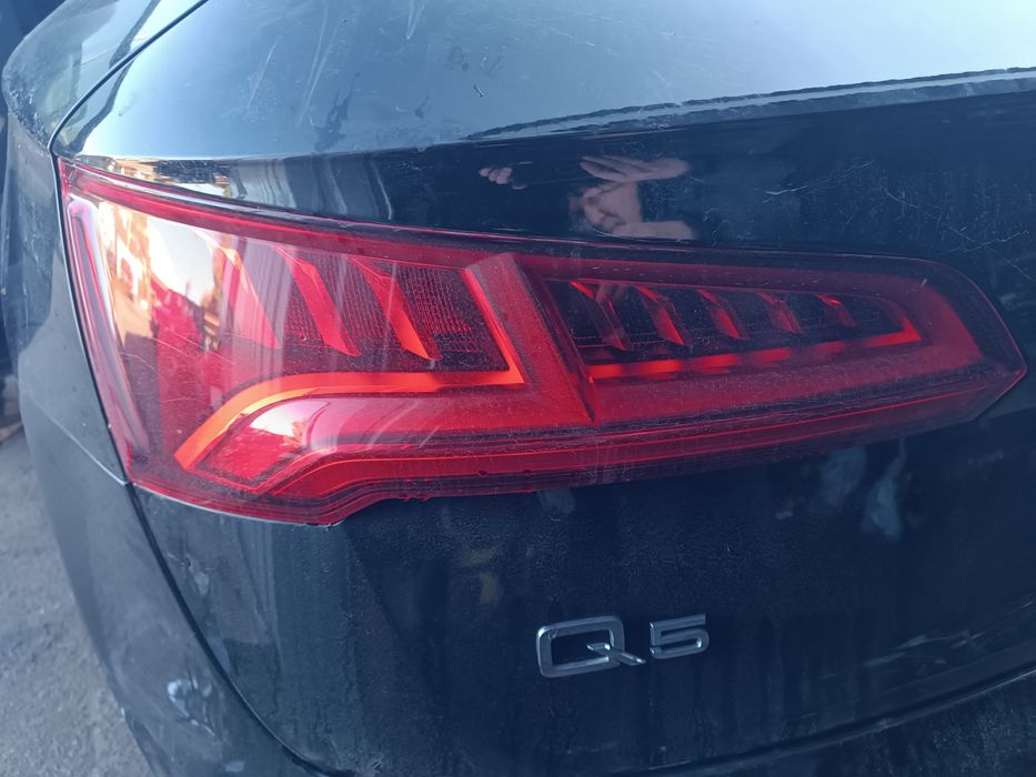 Ауді Q5 80A 18 рік задні стопи фари фонарі фонарь в ляду лед Америка ціна за 1