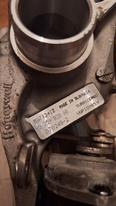 Turbo PSA 1.2 THP Ref. 9825982080