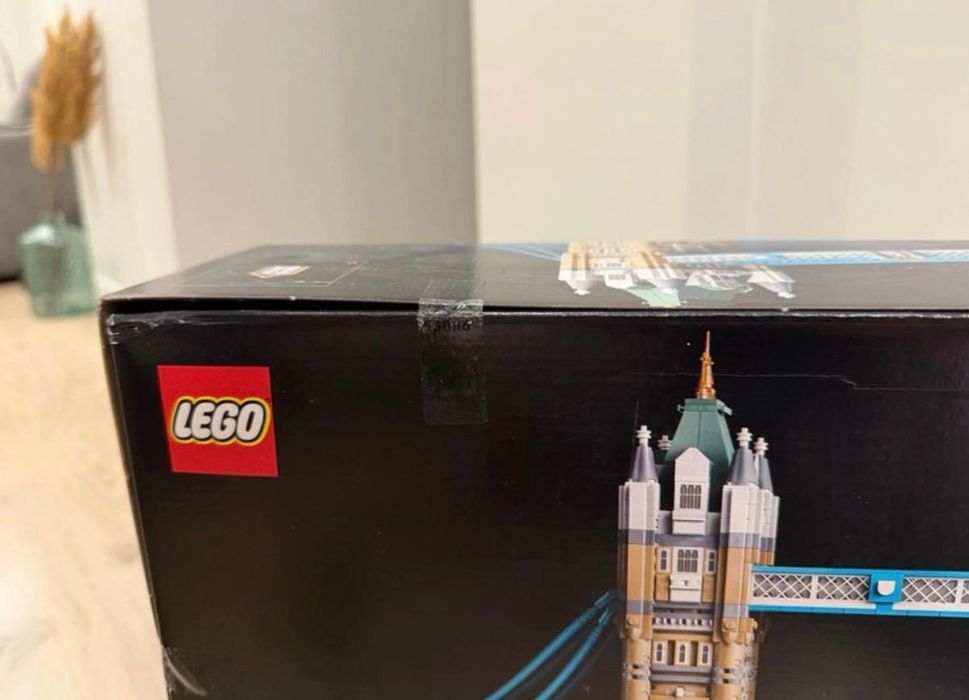 LEGO Tower Bridge 21067