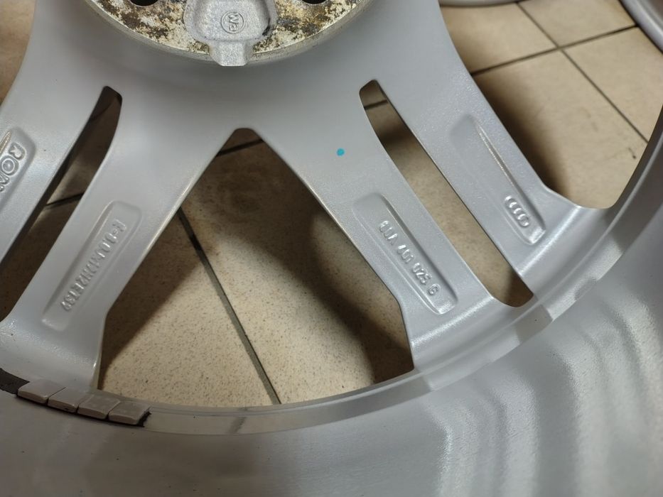 Audi 19" OEM alufelgi A4 B5 B5 B7 B8 B9 A5 A6 C5 C6 C7 Q5 Q3 A7