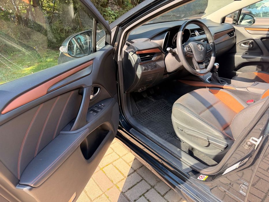 Toyota Avensis pojazd w jednej rodzinie