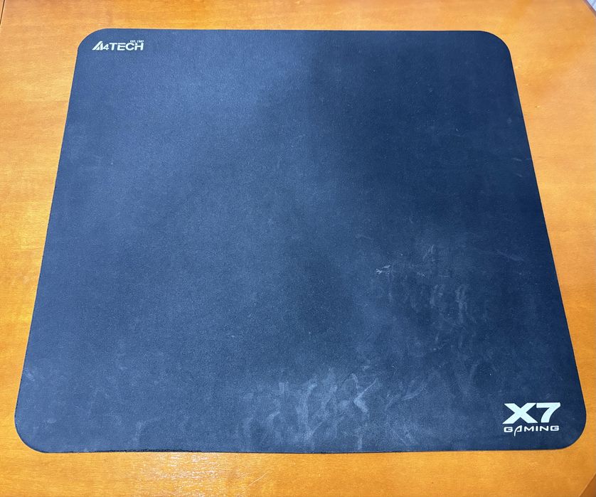 Игровой коврик для мышки A4 Tech X7 Gaming