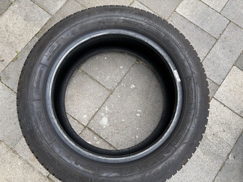 Opony 7,5 mm 205 60 16 Goodyear Vector 4Seasons Gen-3