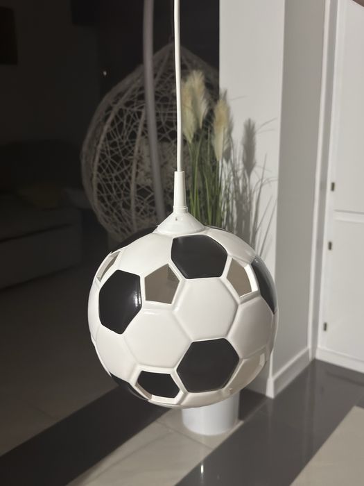 Lampa -zyrandol w ksztalcie piłki