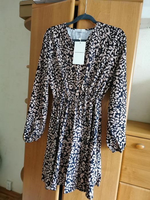 Sukienka rozkloszowana rozmiar 42/XL