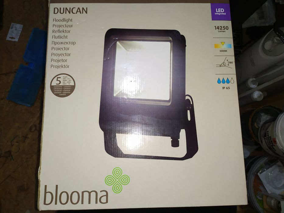 Reflektor Halogen Blooma 150w 14250 lumen nowy