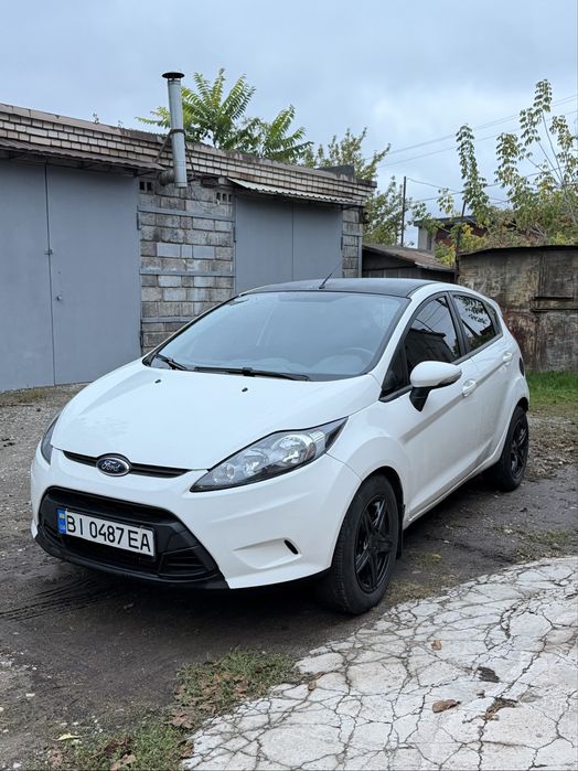 Ford Fiesta 2011 1.4 газ/бенз