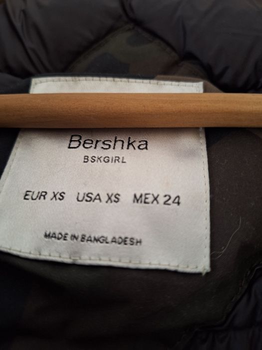Casaco com Capuz BERSHKA T: XS