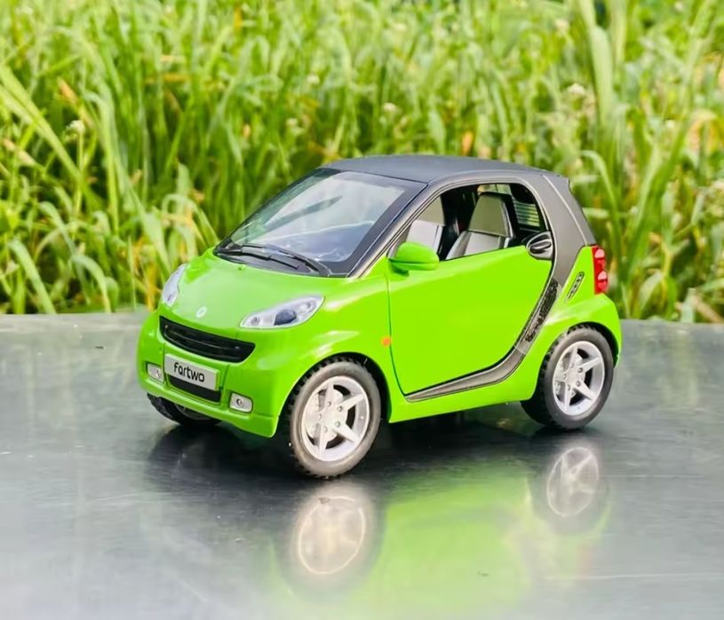 Дитяча машинка Smart Fortwo Green