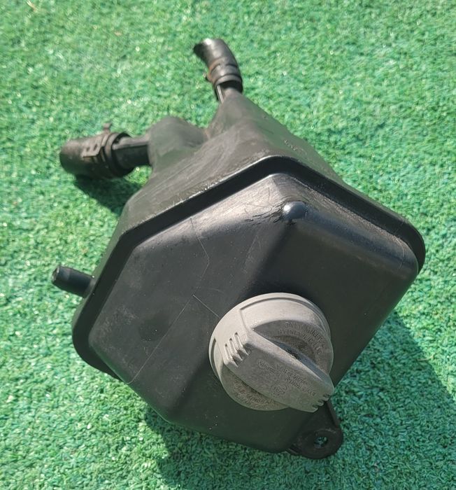 Depósito líquido da direção Audi A8 D3 Quattro