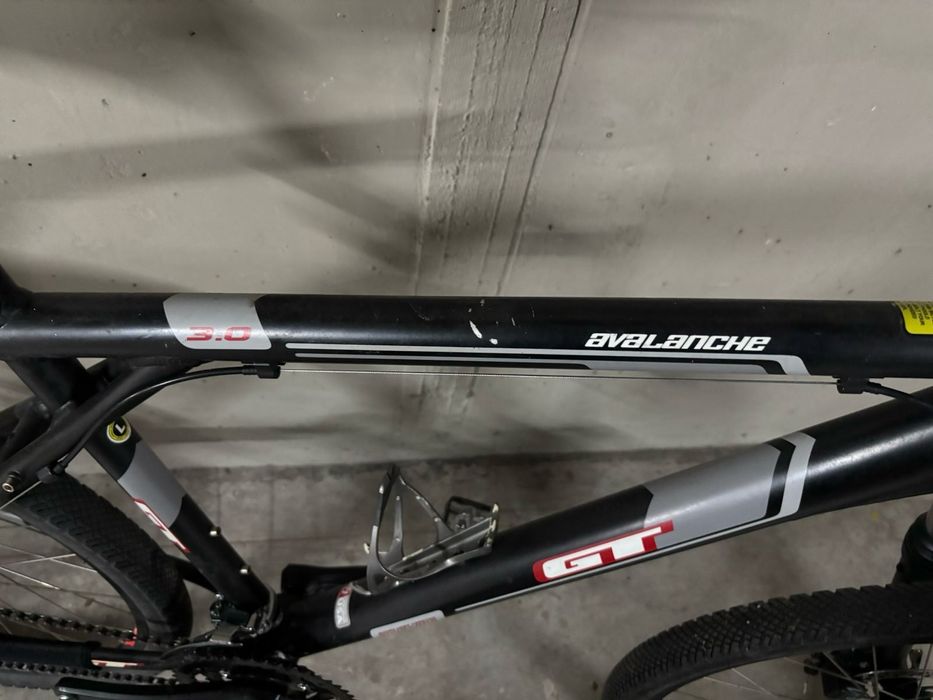 Bicicleta btt/gravel GT avalanche 3.0