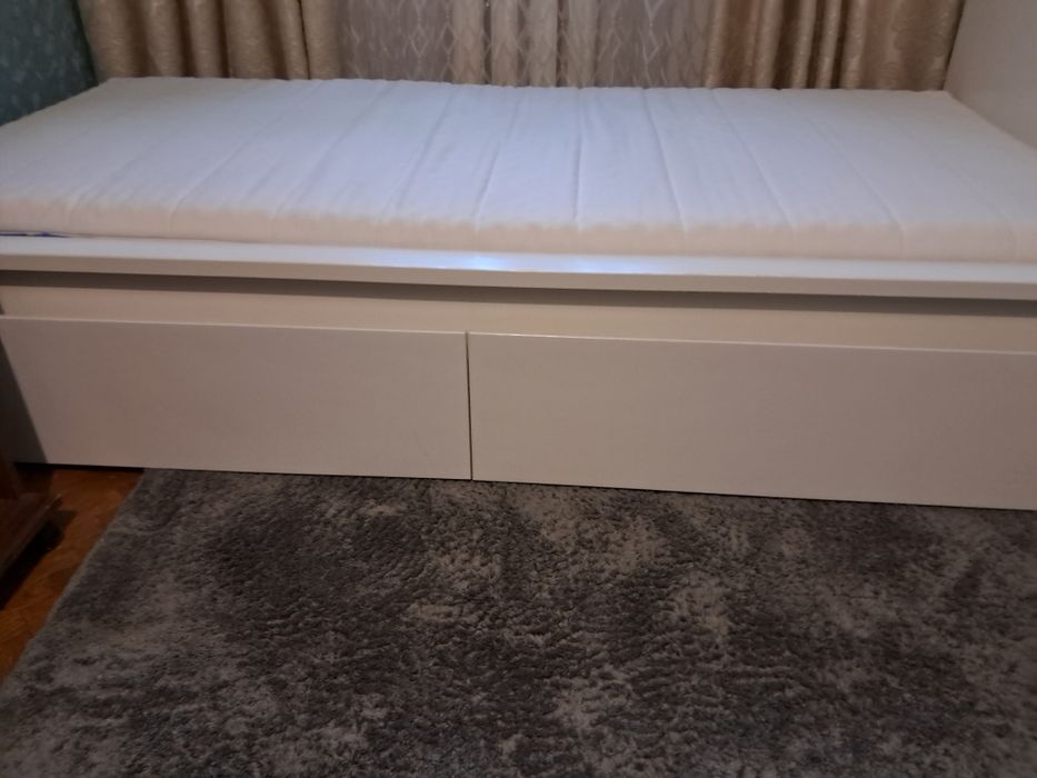 Продам детскую кровать 90 × 190