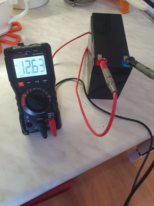 Акумуляторна батарея 12,6в/18А