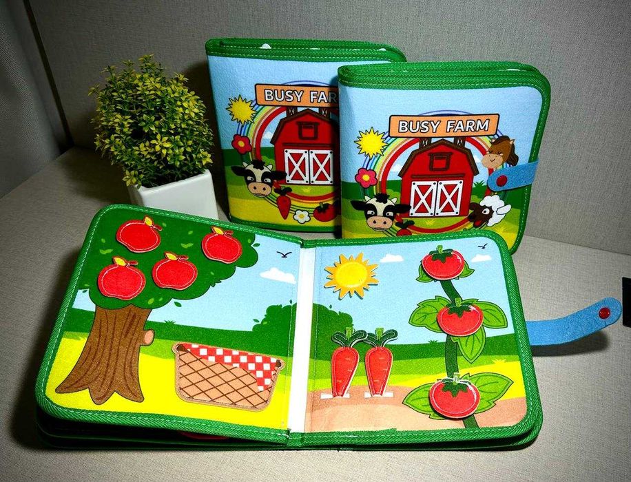 Розвиваюча фетрова книжка-бізіборд для малят "Ферма" (8 сторінок)