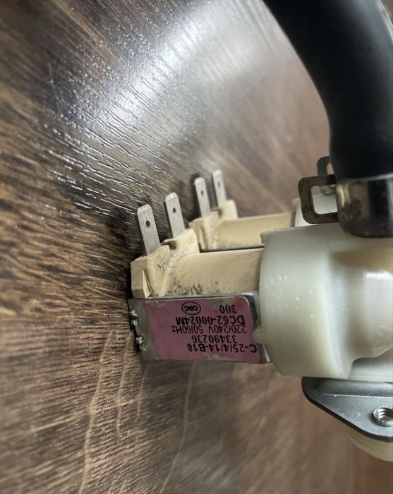 Elektrozawór podwójny pralki 2/180 SAMSUNG DC62-00024M