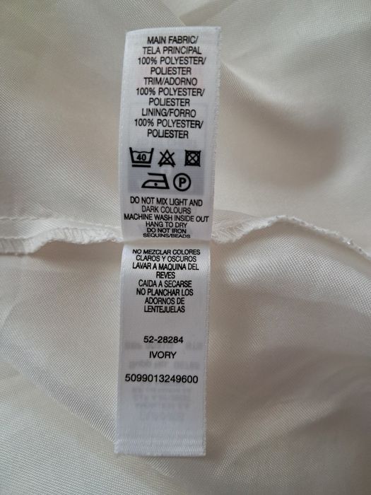 Długa  sukieneczka   - 134 cm