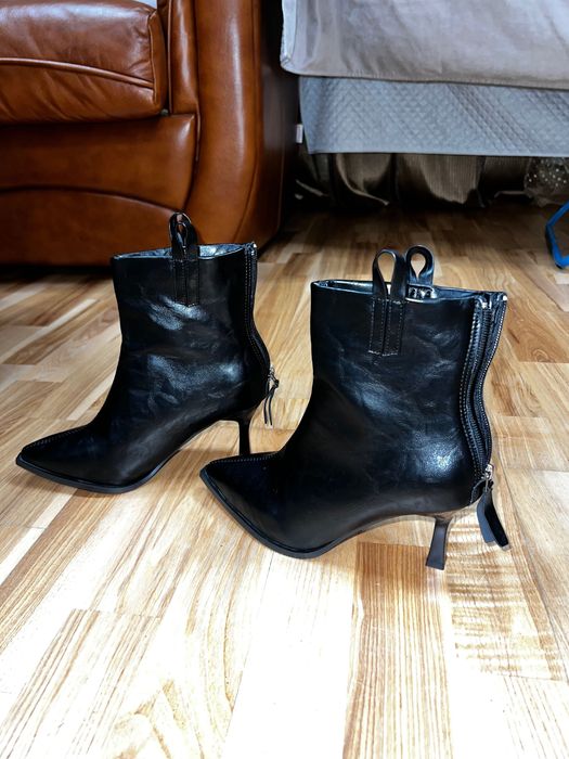 Ботільйони кожзам