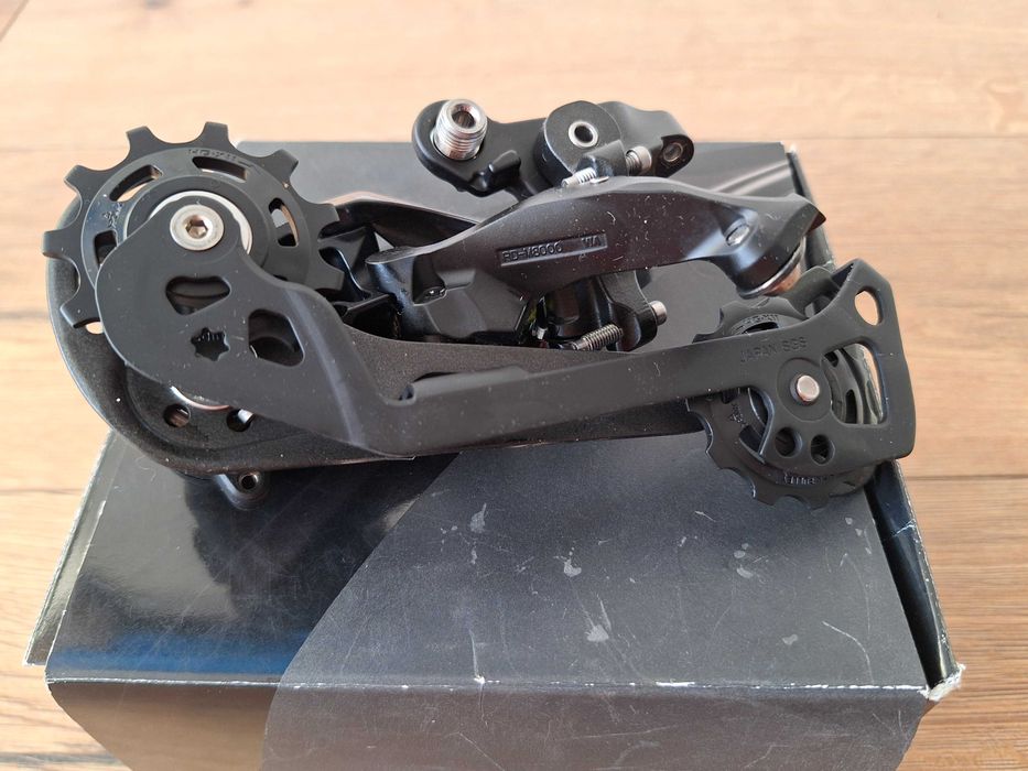 Nowa Przerzutka tylna SHIMANO Deore XT RD-M8000 gravel