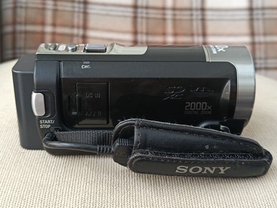 Цифрова відеокамера  SONY DCR-SX45E