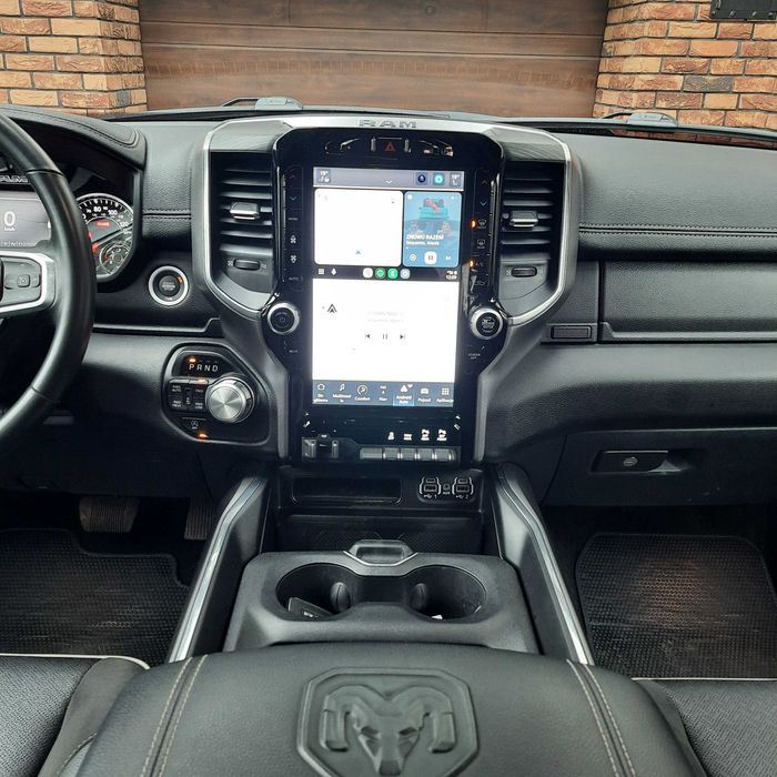 Dodge Ram 1500 HEMI. 5.7 V8 Etorque 401 KM  2023 Rok