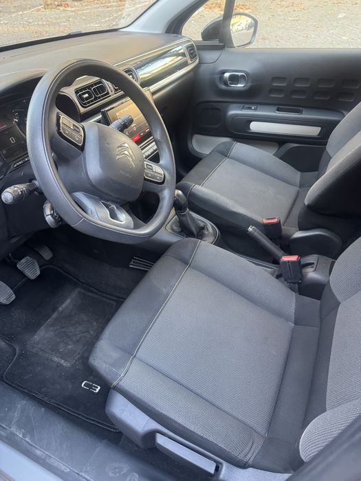 Citroen c3 1.2 de 2019 com pequeno sinistro