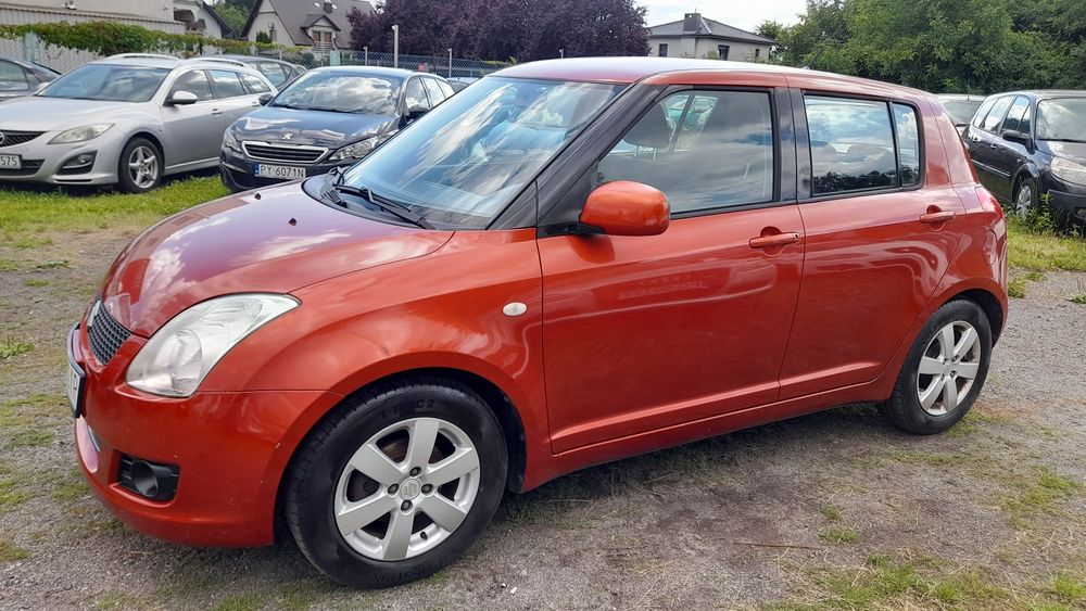 Suzuki Swift 1,3 benzyna klima zarejestrowany 1 właściciel Prywatny