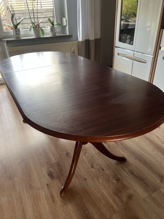 Stół rozkładany + 6 krzeseł | Komplet