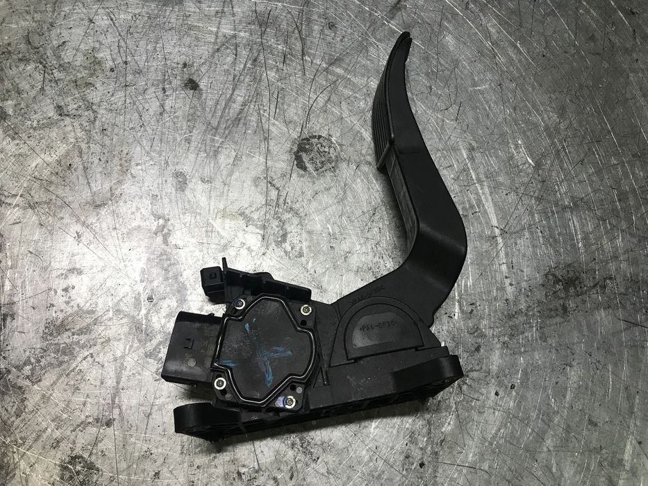PEDAL ACELERADOR / POTENCIOMETRO MERCEDES SPRINTER / VITO 0281002335