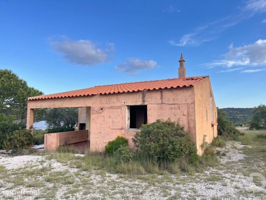 Terreno misto em Santa Bárbara de Nexe