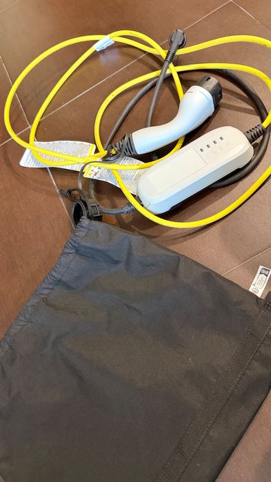 Cabo de carregamento para automóvel elétrico.