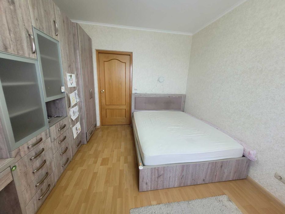 Продам 3к Подільськмй р-н Віноградарь ,вул Європейського Союзу  буд 17