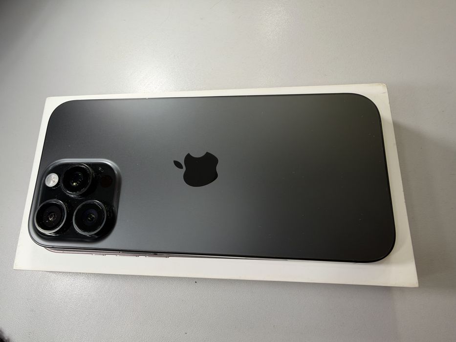 Apple iPhone 16 Pro Max 256GB Black Titanium   93%