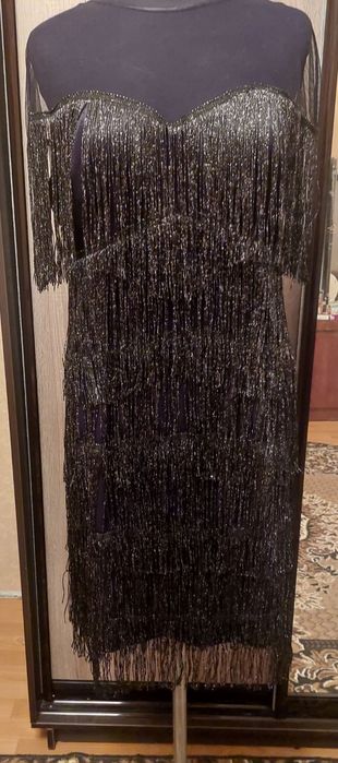 Сукня чорна святкова.Розмір 46-48..Підійде на новорічні корпоративи!