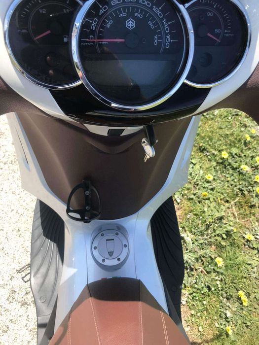 Piaggio Beverly 300 ie