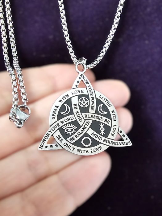 Colar "Triquetra Wicca" aço inoxidável
