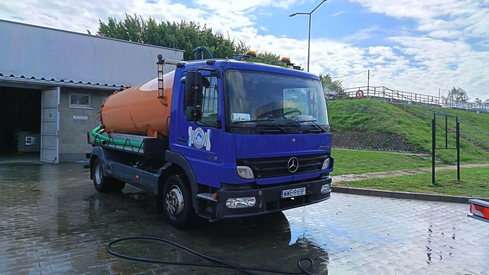 Beczka asenizacyjna Mercedes Atego 6m3