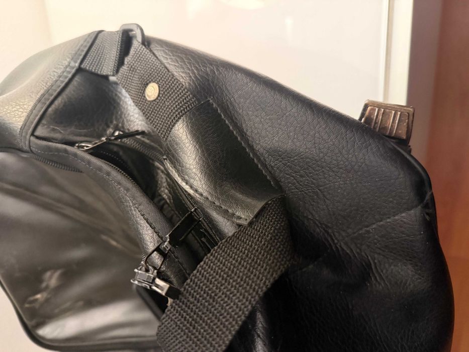 Bolsa para moto (a sua moto devera ter proteção do deposito)