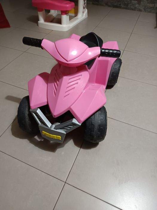 Moto 4 Elétrica Quad Racy Feber Pink 6V 18M+