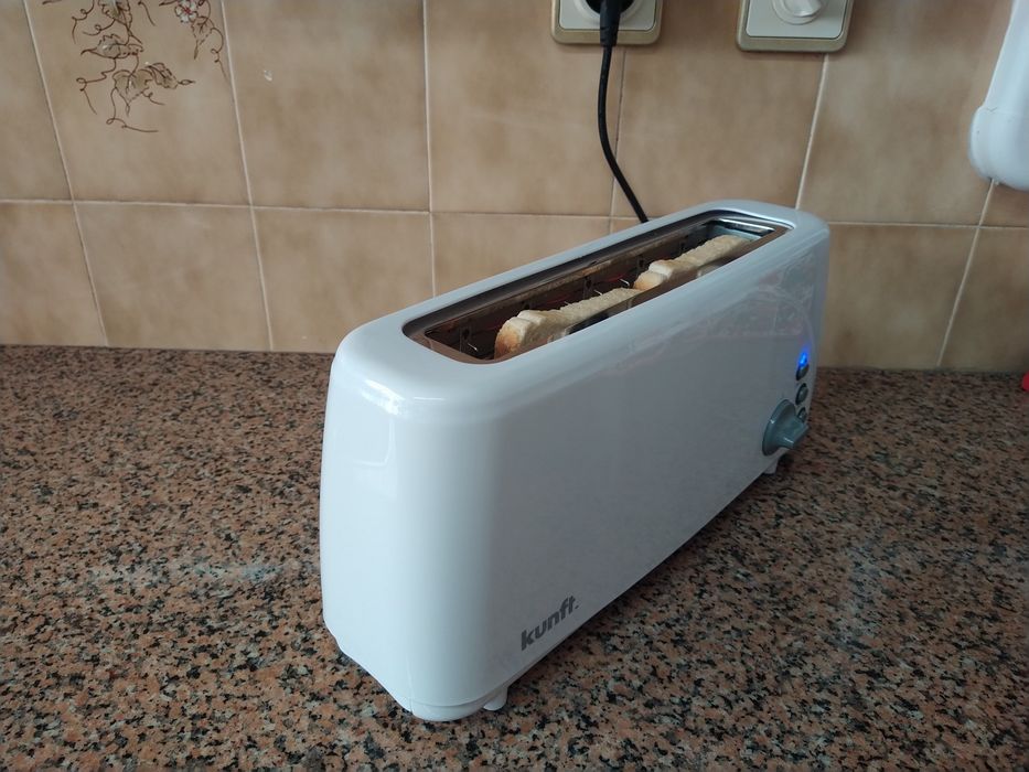 Torradeira tostadeira grelhador assadeira fritadeira casa quarto apartamento vivenda escritório gabinete carro cozinha.