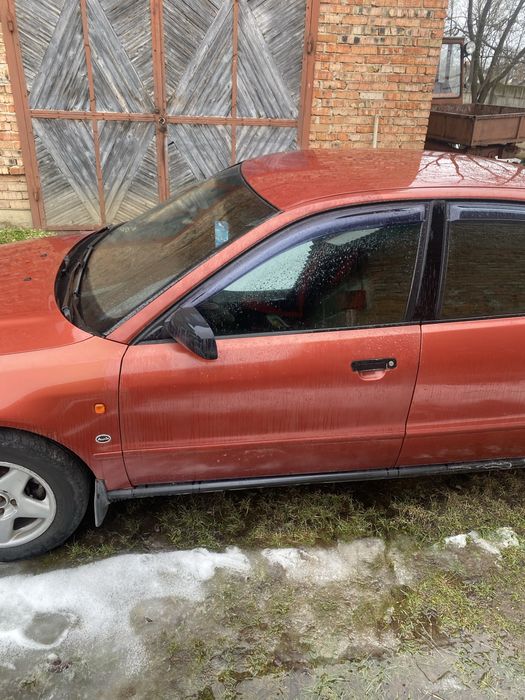 Audi A4 B5 ненааходу