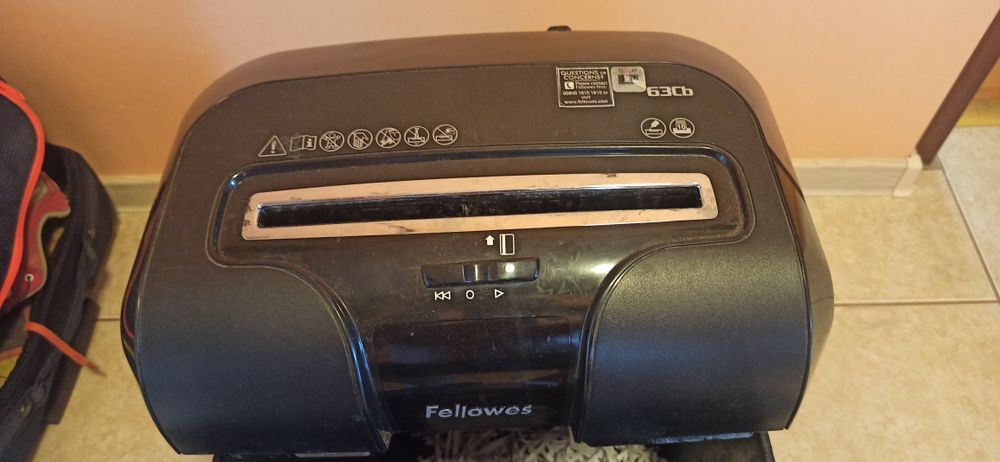 Niszczarka dokumentow Fellowes 63cb
