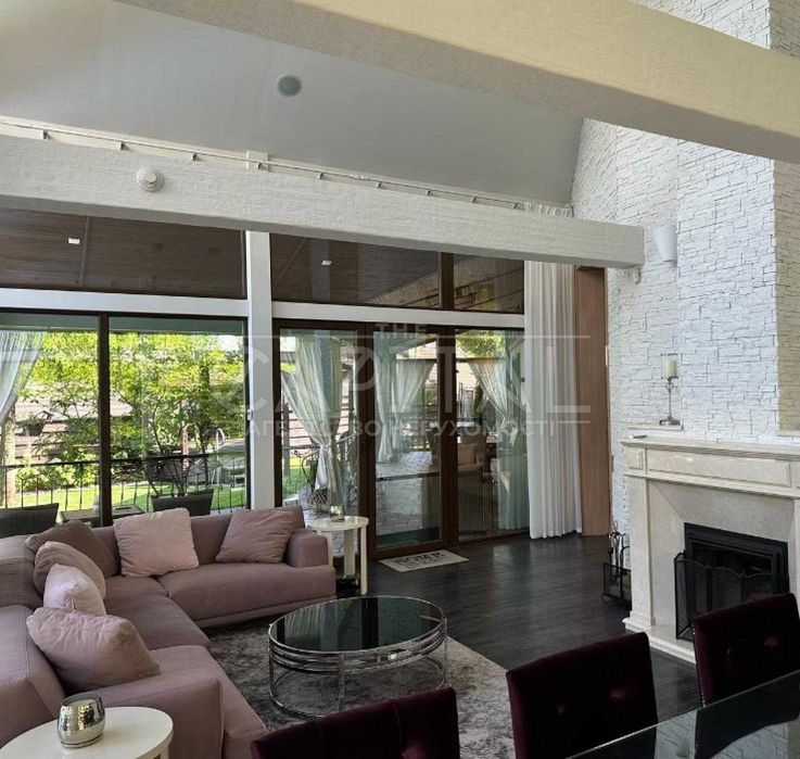 Продажа дома с бассейном, КГ Козырная карта, Березовка Макаровский р-н