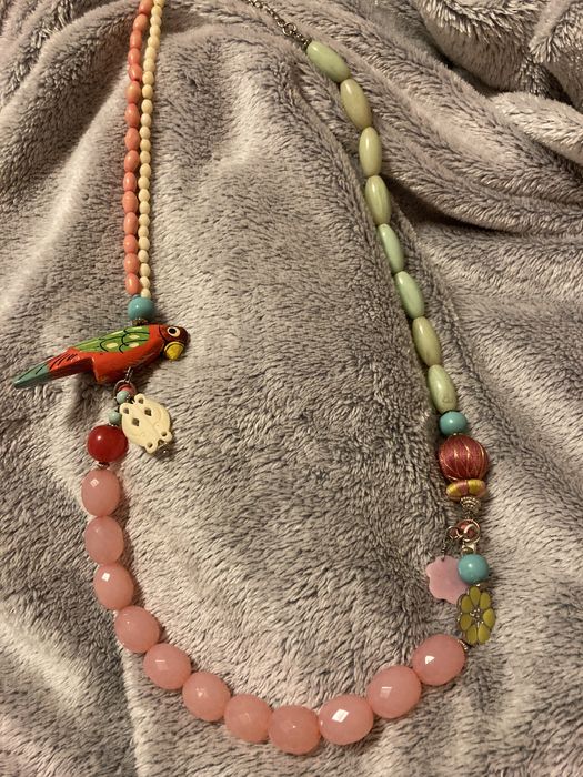 Naszyjnik kamienie z ozdobami