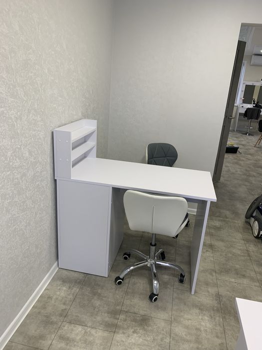 Оренда для майстра манікюру